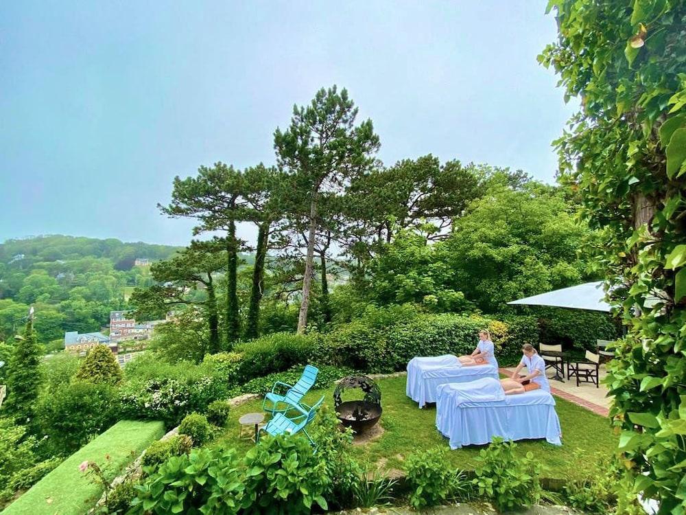 Domaine Saint Clair - Le Donjon Hotel Etretat Bagian luar foto
